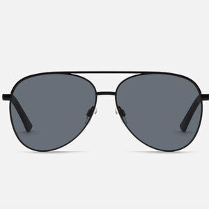 Quay - Vivienne Sunglasses - Black Frame / Smoke Lens